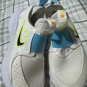 Nike Kids White and Neon Yellow Sneakers